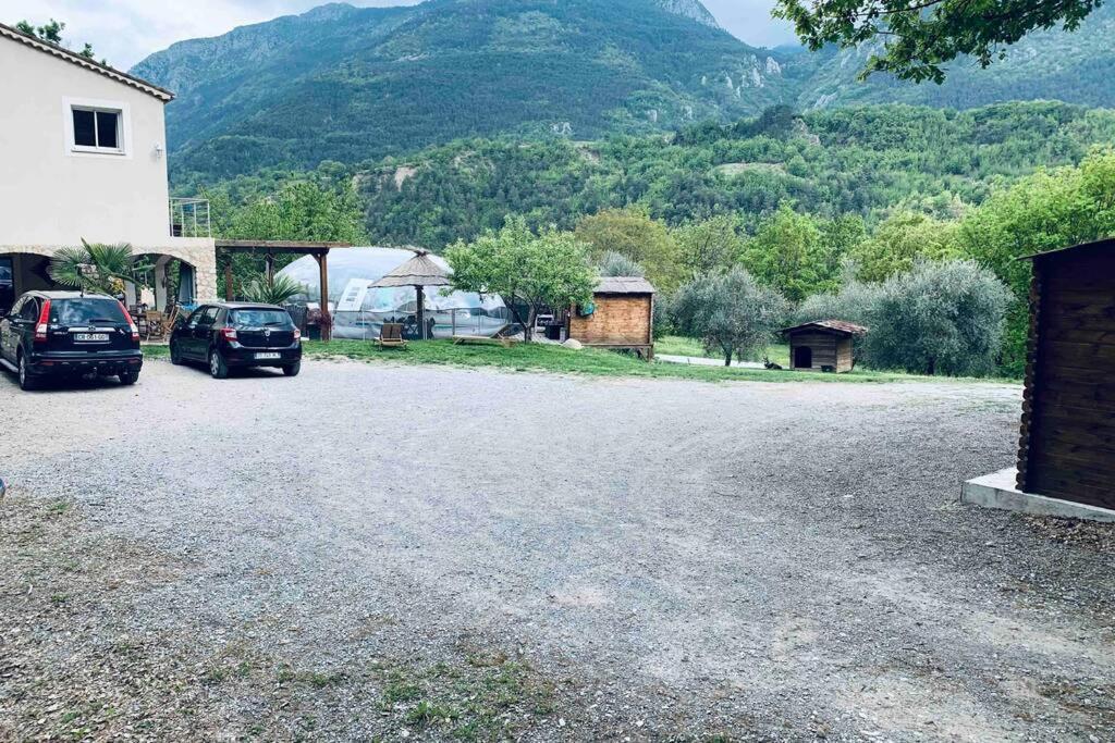 Апартаменти 2P Au Coeur Des Montagnes Avec Piscine Chauffee Пюже-Теньє Екстер'єр фото
